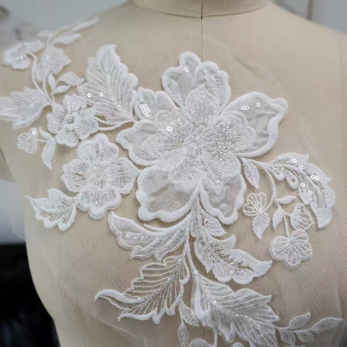 DLM2341 beading lace appliques for wedding dresses, designers DIY bridal veils accessories