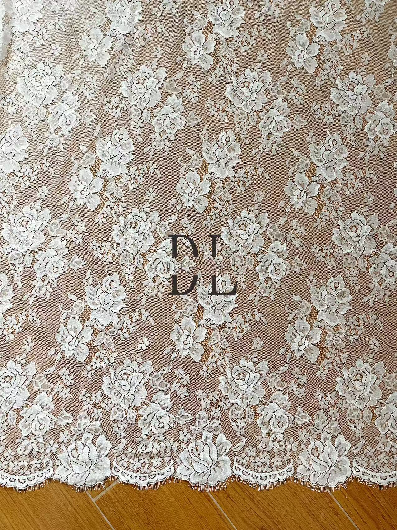 DL15104 Boho Fabrics Delicada tela de encaje Chantilly para vestidos de novia: material de pestañas suave y exquisito 