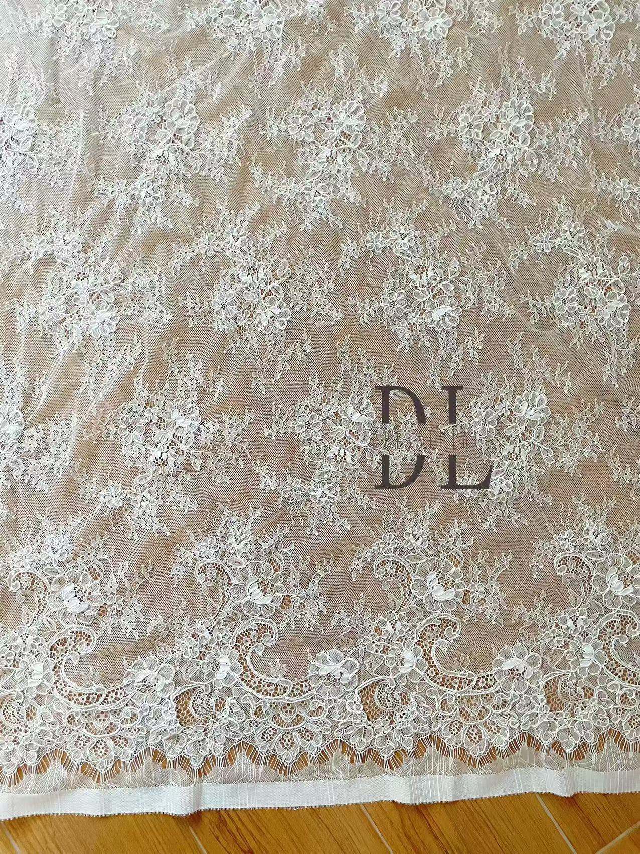 DL15104 Boho Fabrics Delicada tela de encaje Chantilly para vestidos de novia: material de pestañas suave y exquisito 