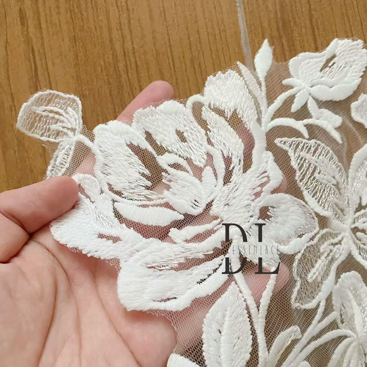 DLM2310&DLM2342 heavy stiches of Embroidery Lace appliques for wedding dresses, bridal veils, high custom fashion clothes accessories