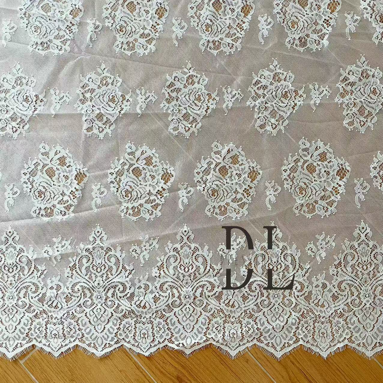 DL15104 Boho Fabrics Delicada tela de encaje Chantilly para vestidos de novia: material de pestañas suave y exquisito 