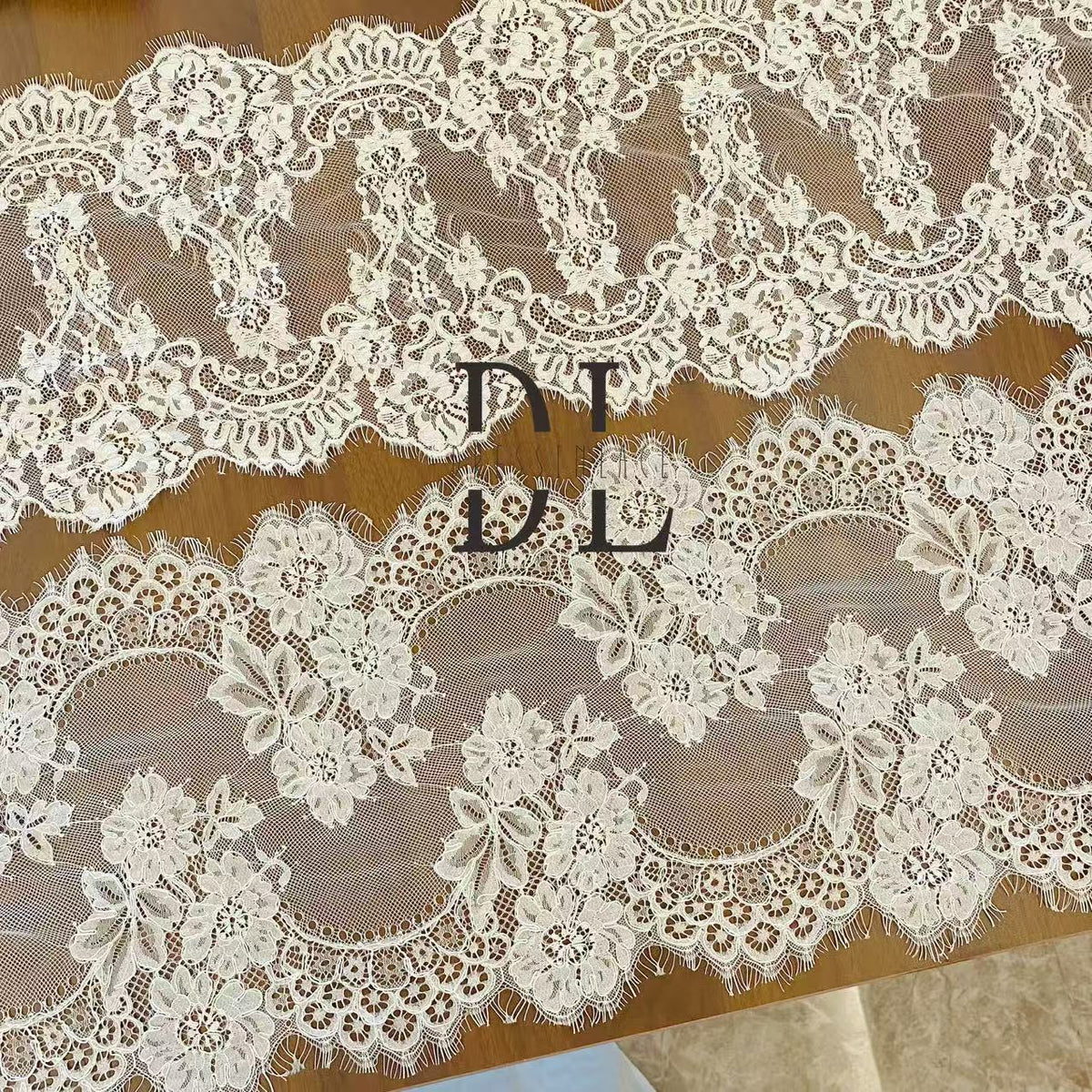 Corded Chantilly lace trims for bride wedding dresses, bridal veils, fashion cloth, home textiles accessories
