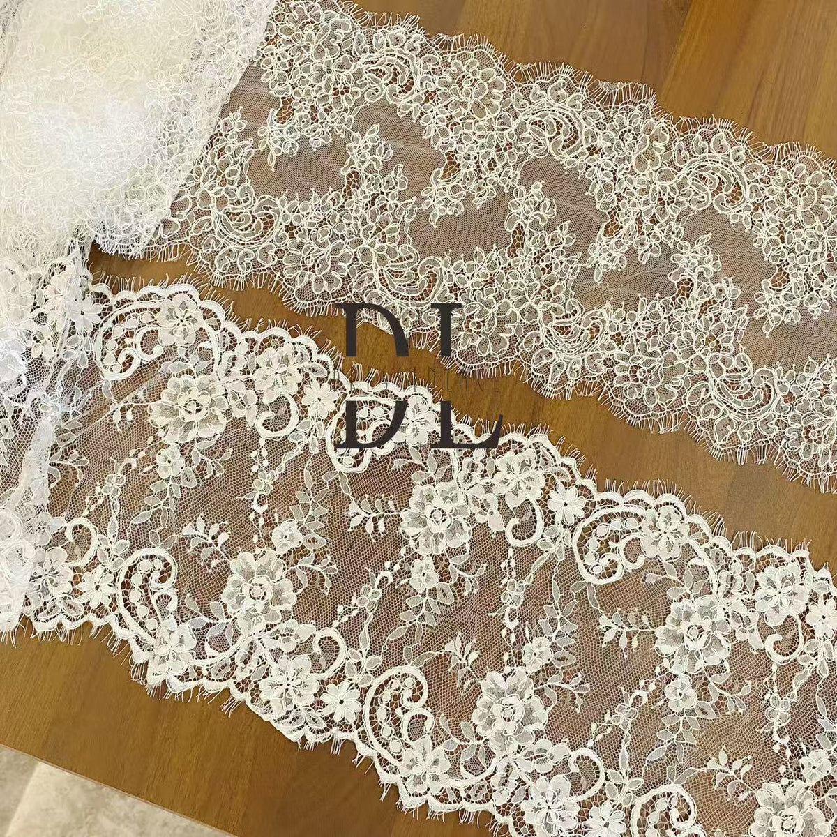 Corded Chantilly lace trim edges for bridal wedding dresses, bridal veils, fashion cloth, home textiles accessories