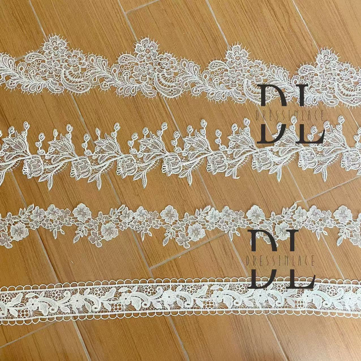 DLX15253 Ricamo Foglie Modello Tessuto di pizzo Bordi larghi 15 cm Perline e paillettes per veli da sposa