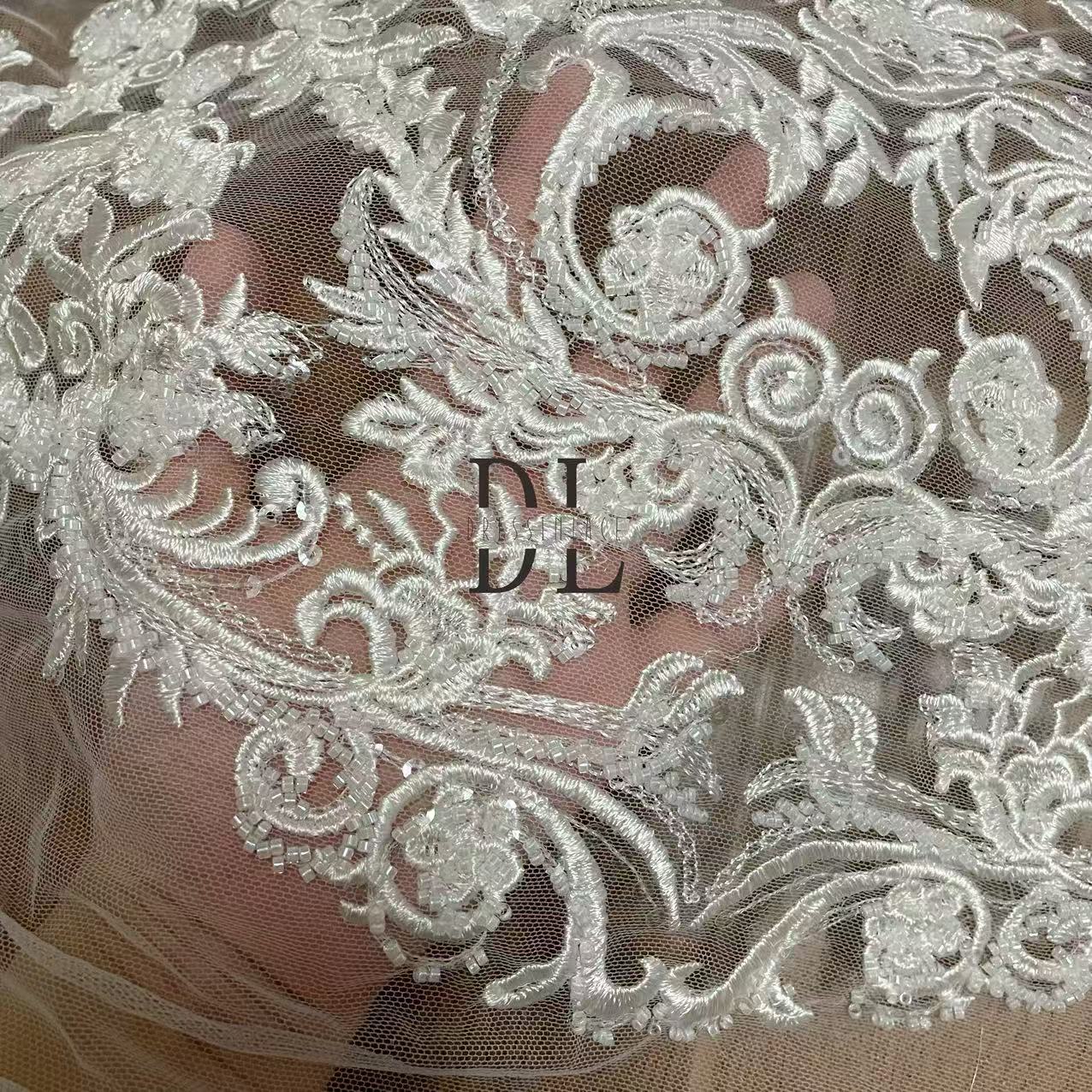 DL130021 Elegant Embroidery Lace Fabric with beading and sequins for Wedding Dresses Novia gowns