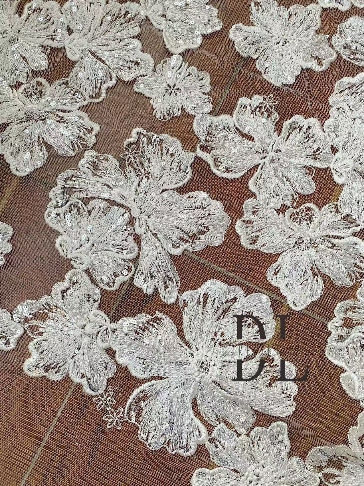 DL130210  new floras lace fabric design with sequins for bridal gown, wedding dress, width 130cm