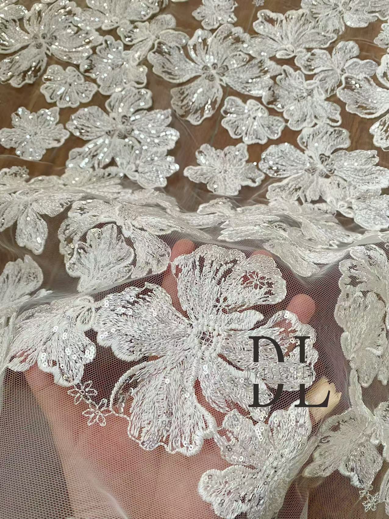 DL130210  new floras lace fabric design with sequins for bridal gown, wedding dress, width 130cm